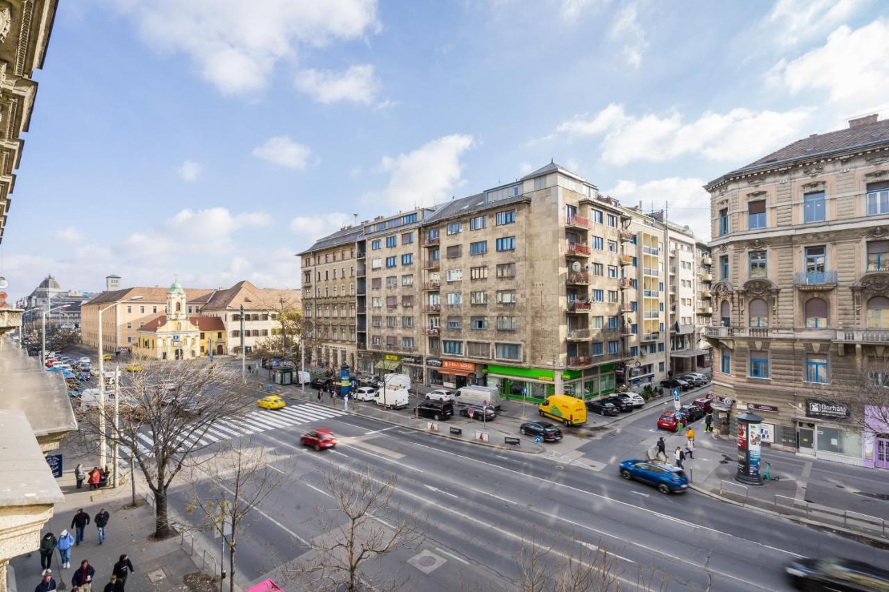Bpr Etienne Charming Apartment Budapest Bagian luar foto